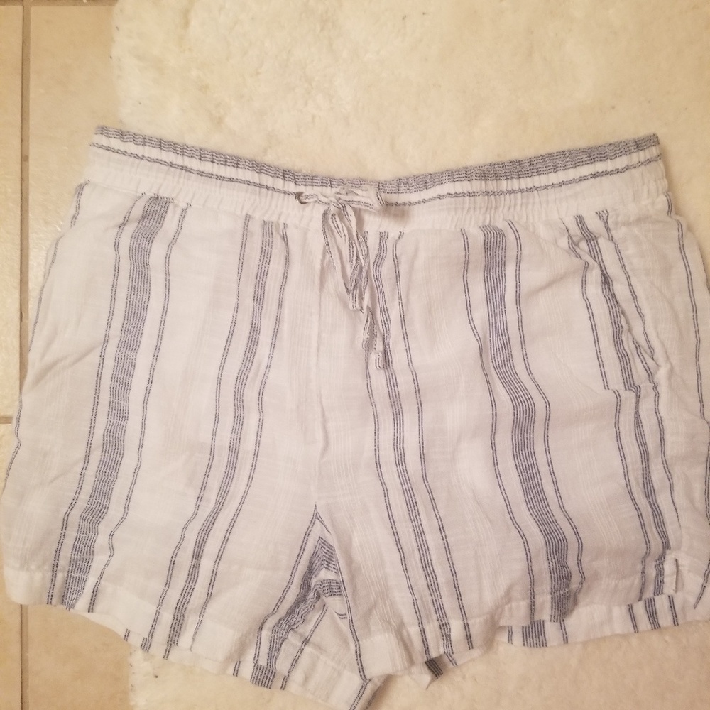 H&M Blue and White Striped Shorts